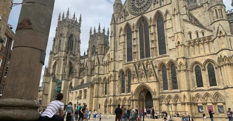 From Cambridge: Guided Day Tour to York - Group Size and Experience