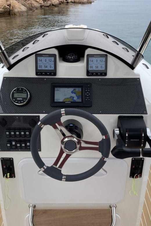 From Cannigione: Full Day Dinghy Tour in Southern Corsica - Boat Specifications