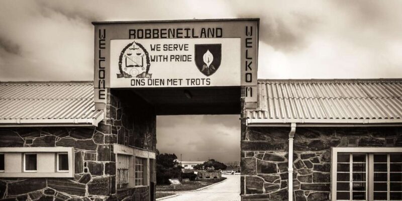 From Cape Town: Robben Island and City Tour - Key Attractions