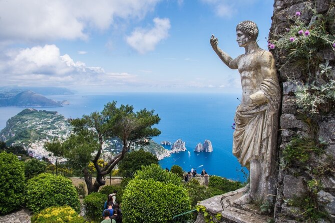 From Capri: Visit the Island With a Chairlift Tour at 10,25 - Shared Traveler Experiences