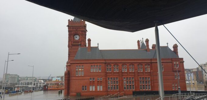 From Cardiff: Tour of Cardiff Bay and Vale of Glamorgan - Itinerary Breakdown