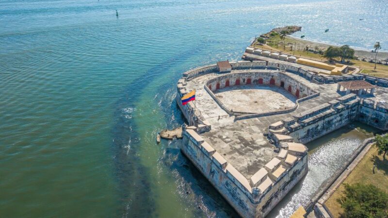 From Cartagena: Speedboat Tour to Tierra Bomba Island - Inclusions and Exclusions