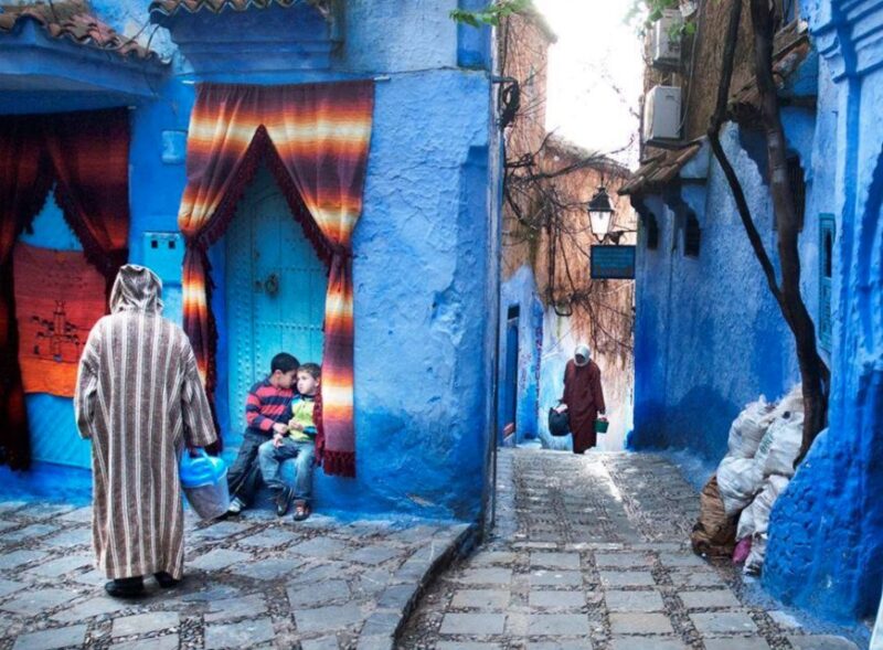 From Casablanca: 3-Day Private Tour to Chefchaouen and Fez - Key Points