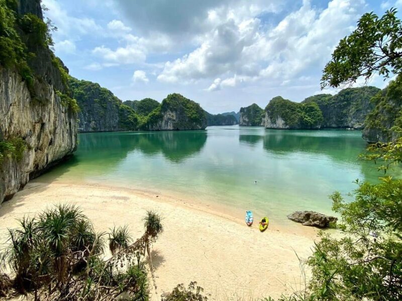 From Cat Ba: Explore Floating Village & Kayak & Swimming - Seafood Buffet Lunch on Luxury Ship