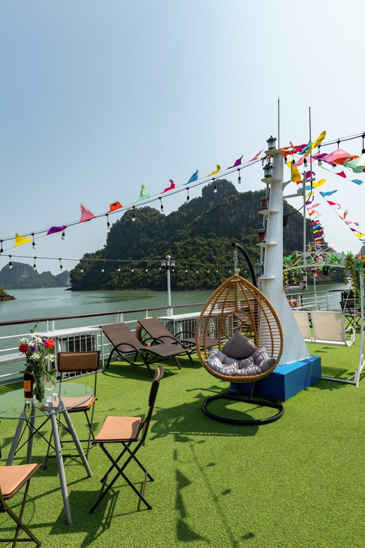 From Cat Ba: Lan Ha Bay Kayaking & Snorkling Full-Day Cruise - What to Bring