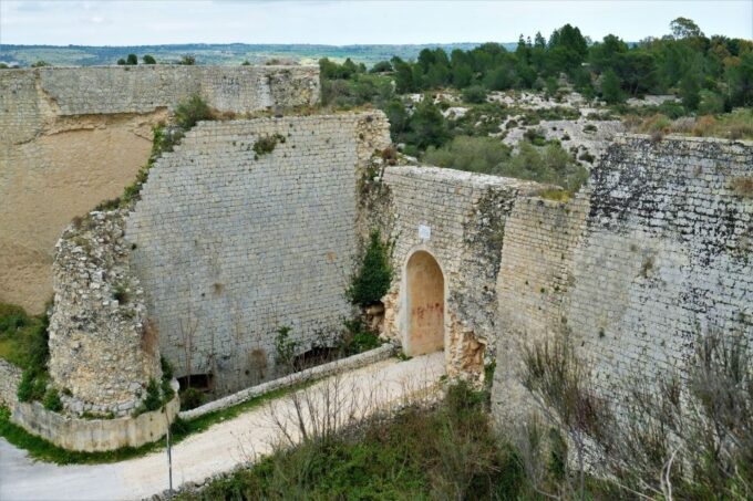 From Catania: Ancient City of Noto and Carosello Cave - Visiting the Archeological Park