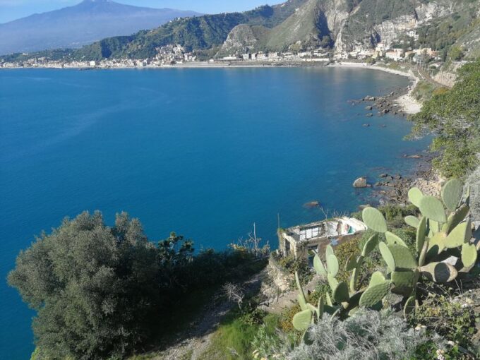 From Catania: Etna & Taormina Day Trip - Visiting Taormina and Beautiful Island Park