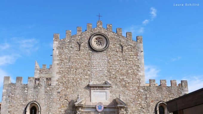 From Catania: Guided Tour of Taormina and Castelmola - Scenic Taormina and Ancient Theatre