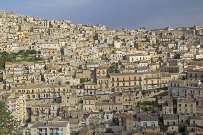 From Catania: Inspector Montalbano Day Tour With Audio Guide - Exploring Punta Secca