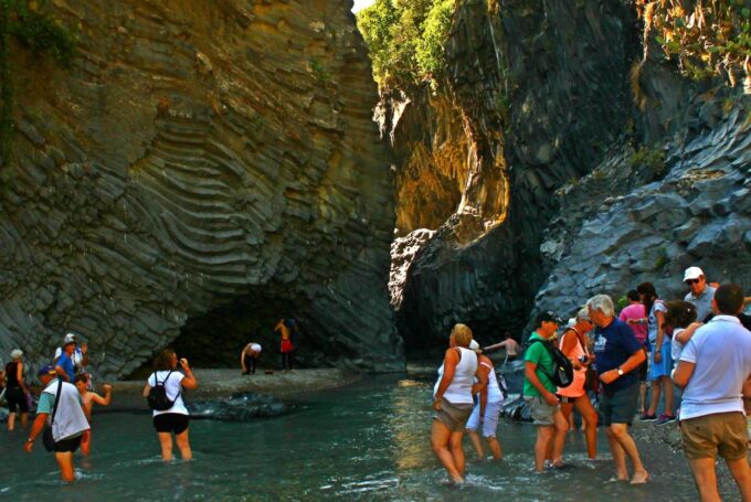 From Catania: Mt. Etna, Wine and Alcantara Tour - Discovering Volcanic Caves