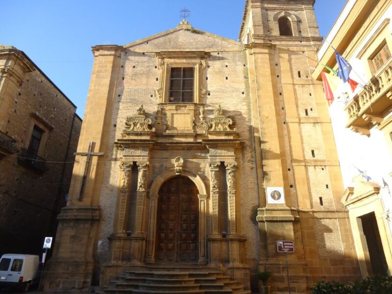 From Catania: Return Transfer to Piazza Armerina & Agrigento - Languages and Amenities
