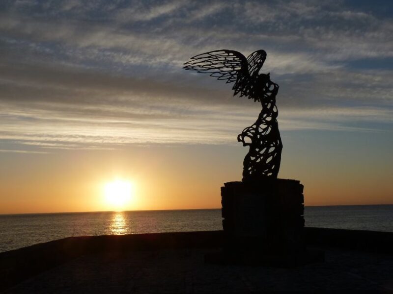 From Catania: White Lotus Tour Taormina, Castelmola & Naxos - What to Bring and Restrictions