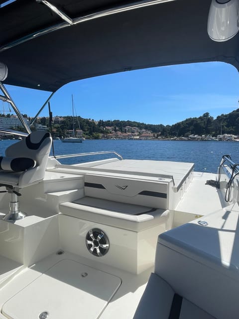 From Cavtat/Dubrovnik: Blue & Green Caves Speedboat Tour - Suitability and Recommendations