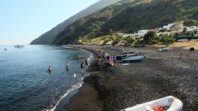 From Cefalù: Salina, Panarea, Stromboli Tour With Boat Ride - Tour Accessibility