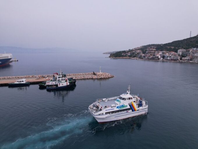 From Cesme: Ferry Transfer to Chios - Public Transport and Taxi Options