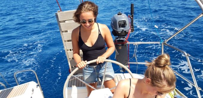 From Chania: Fully Private Sailing Cruise With Meal & Drinks - Duration and Group Size