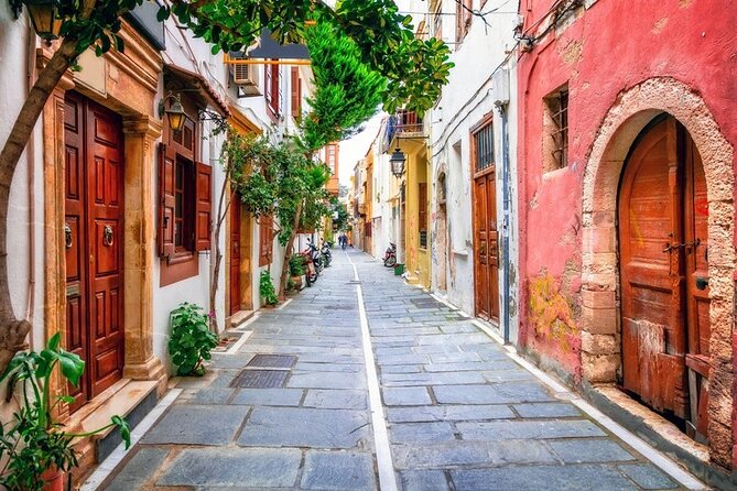 From Chania : Knossos Palace & Archeological Museum Tour - Transportation and Pickup Details