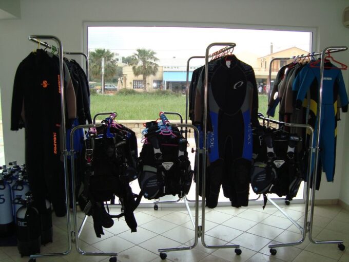 From Chania: Scuba Diving for Beginners - Booking and Cancellation Policy