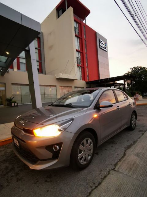 From Chetumal/Bacalar: One-way Transfer to Valladolid - Driver and Language