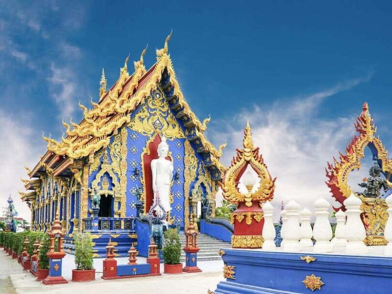 From Chiang Mai: Chiang Rai Famous Temples Guided Tour - Maekhachan Hot Spring