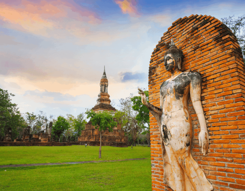 From Chiang Mai: Guided Tour of Sukhothais UNESCO Heritage - Towering Chedis and Reliefs
