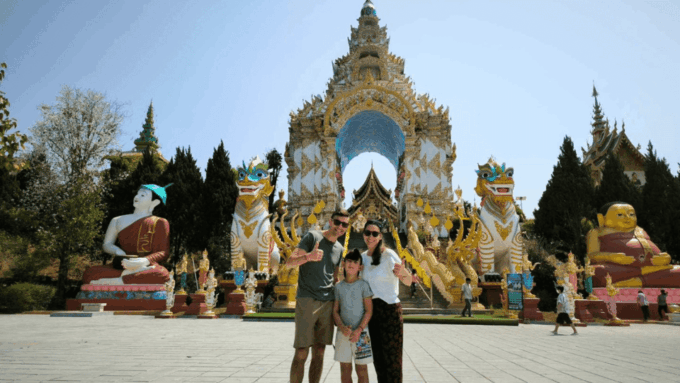 From Chiang Mai: Temples & Golden Triangle CUSTOMIZED Tour - Dress Code Guidance