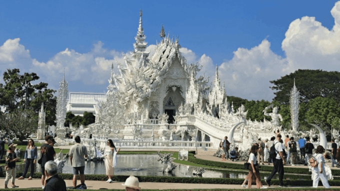 From Chiang Mai: Temples & Golden Triangle CUSTOMIZED Tour - Frequently Asked Questions