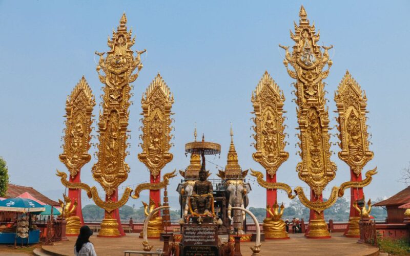 From Chiang Rai: Famous Temples and Golden Triangle Day Tour - Customer Reviews