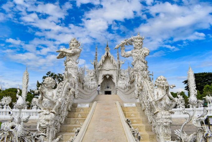 From Chiang Rai: Famous Temples and Golden Triangle Day Tour - Multimedia Exhibits and Lunch