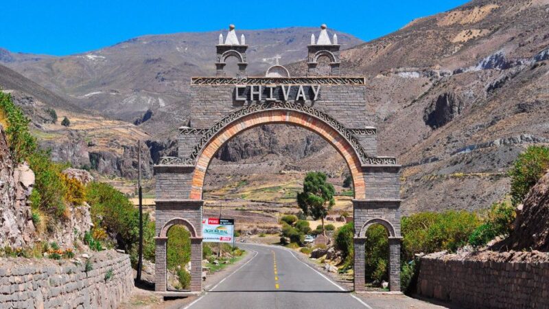 From Chivay: Route From Chivay (Colca) to the City of Puno - Andes Viewpoint