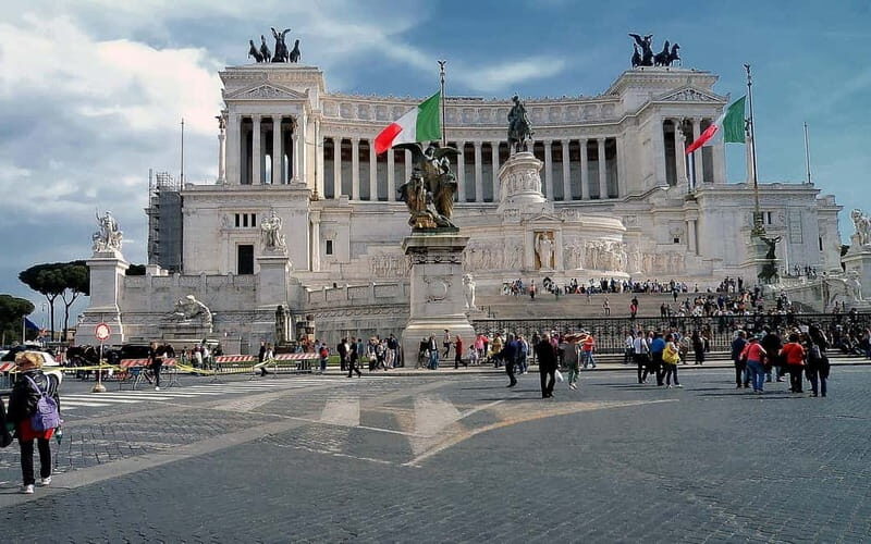 From Civitavecchia: Hop-On Hop-Off Rome Tour & Bus Transfer - Key Tour Features