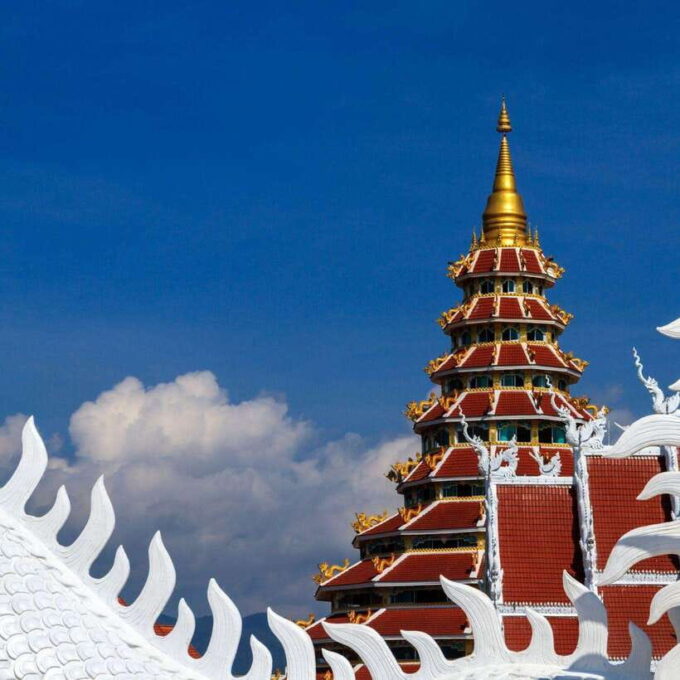 From CM: Chiang Rai White, Blue, Red/Black Temple With Lunch - Tour Duration and Cancellation Policy