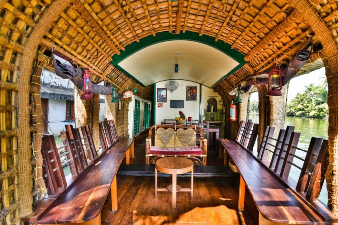 From Cochin: 04 Night/05 Day Kerala Tour - Frequently Asked Questions