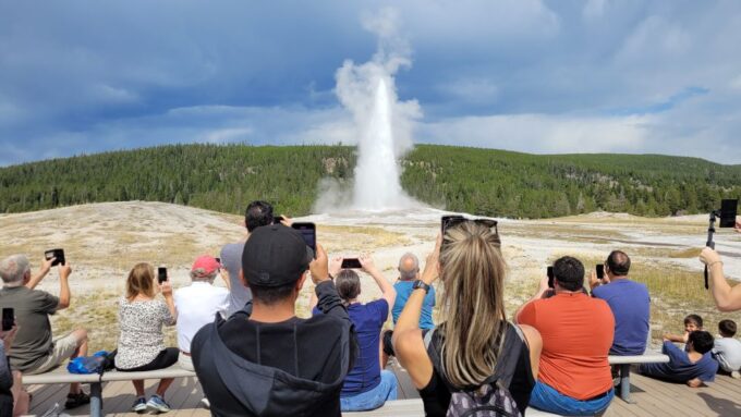 From Cody: Full-Day Yellowstone National Park Tour - Exploring Fishing Bridge