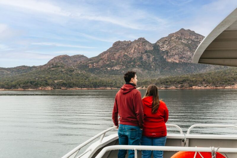 From Coles Bay: Wineglass Bay Cruise With Lunch - Wildlife Sightings