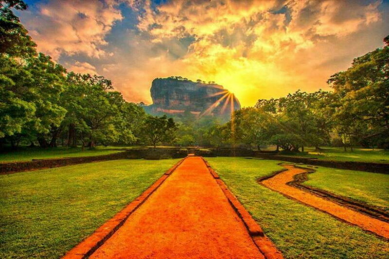 From Colombo: Sigiriya Rock Sunrise Climb with Dambulla - Logistics and Practicalities