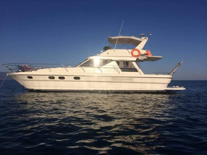 From Corfu: Luxury Yacht Cruises to Paxos, Antipaxos, Syvota - Meeting Point