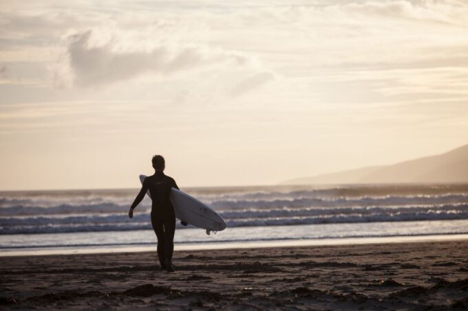From Cork: Full-Day Guided Tour to Dingle Peninsula - Tour Suitability and Restrictions