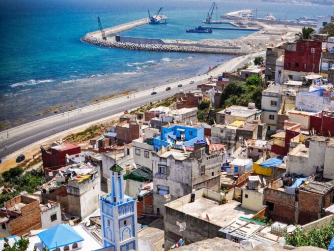 From Costa Del Sol: Discover Tangier on a Guided Day Trip - Dining at a Moroccan Restaurant