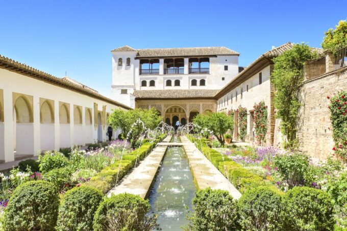 From Costa Del Sol: Granada, Alhambra + Nasrid Palaces Tour - Pickup and Drop-off Locations