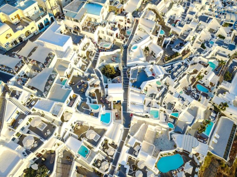From Crete: Guided Santorini Day Trip With Ferry Cruise - Key Points
