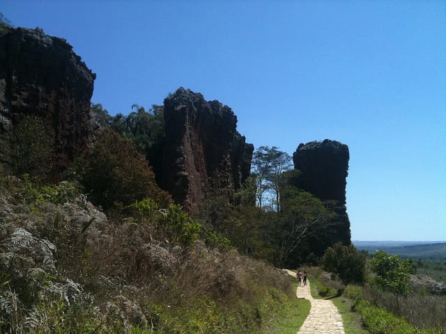 From Curitiba: Vila Velha State Park Full-Day Group Tour - Volcanic Eruptions and Erosion