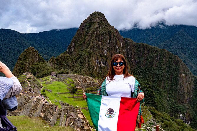 From Cusco - 2-Day Tour to the Sacred Valley and Machu Picchu With Lunch - Logistics and Meeting Points
