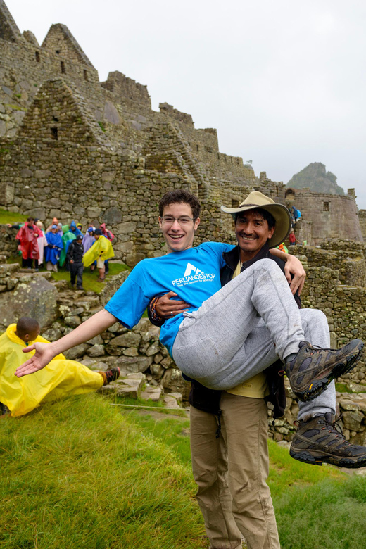 From Cusco: Amazing Classic Inca Trail 4 Days & Train - Key Points