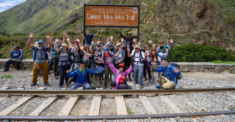 From Cusco: Amazing Classic Inca Trail 4 Days & Train - Itinerary Highlights