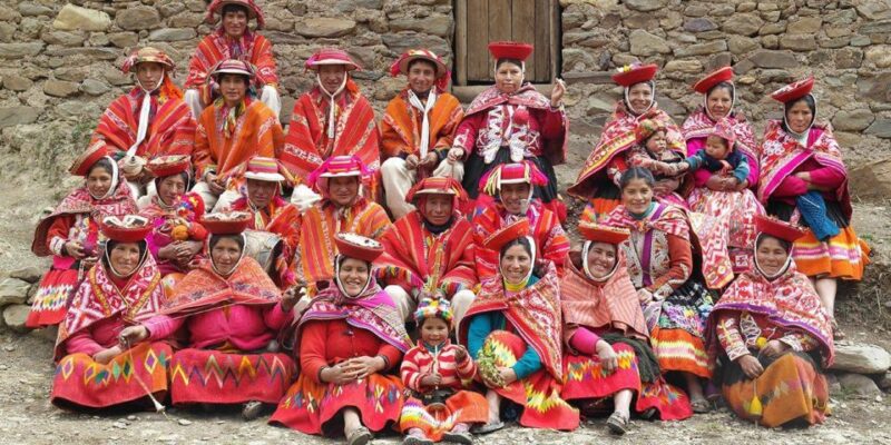 From Cusco : Experiential Tourism in Huilloc + Lunch - Key Points