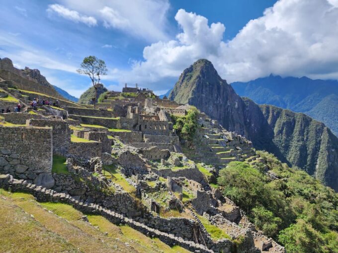 From Cusco: Full-Day All-Inclusive Tour Machu Picchu - Scenic Train Ride