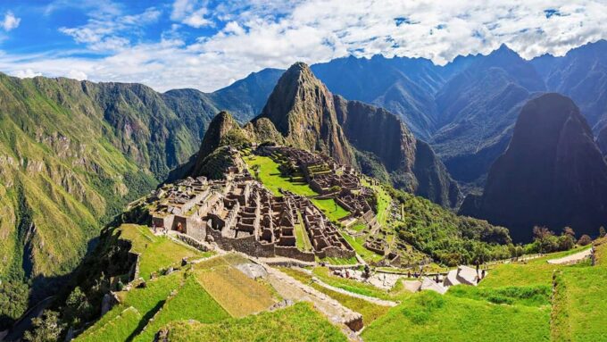 FROM Cusco: Full Day Tour of Machu Picchu With Entrance Tickets - Pickup and Return Locations