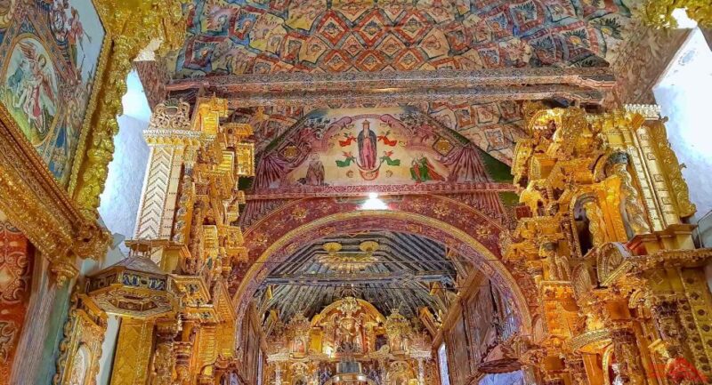 From Cusco: Full-Day Touristic Bus to Puno With Guided Tours - Key Points