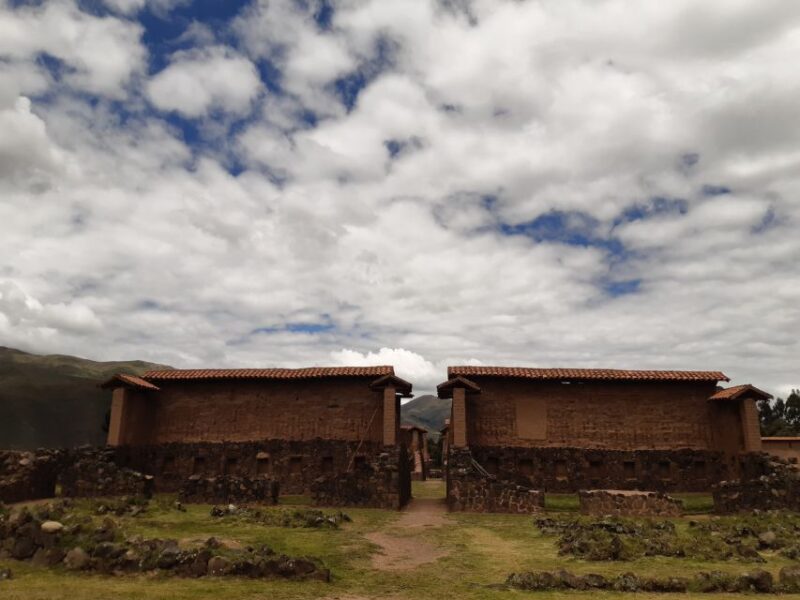 From Cusco: Lake Titicaca With a Visit to Uros and Taquile - Local Experiences and Highlights